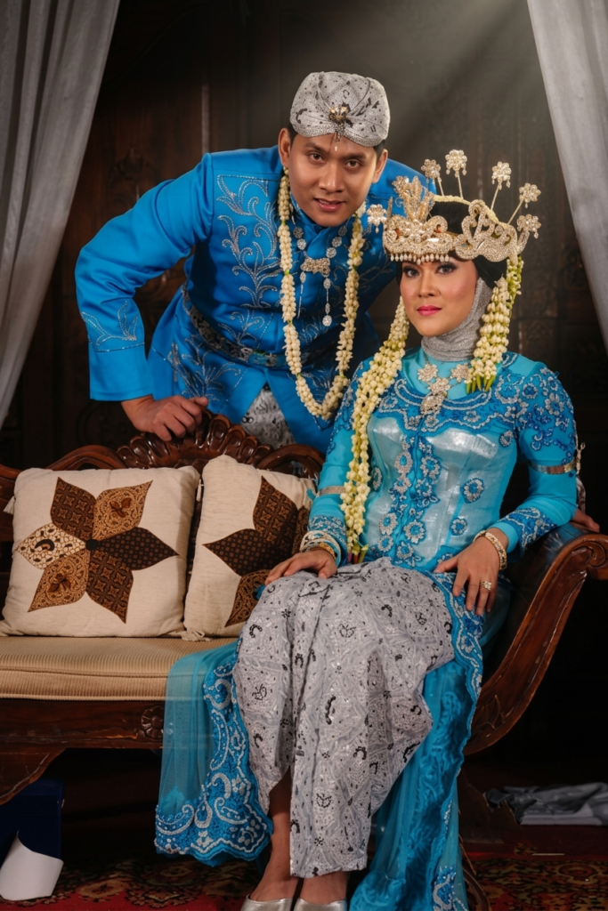 Attire 7